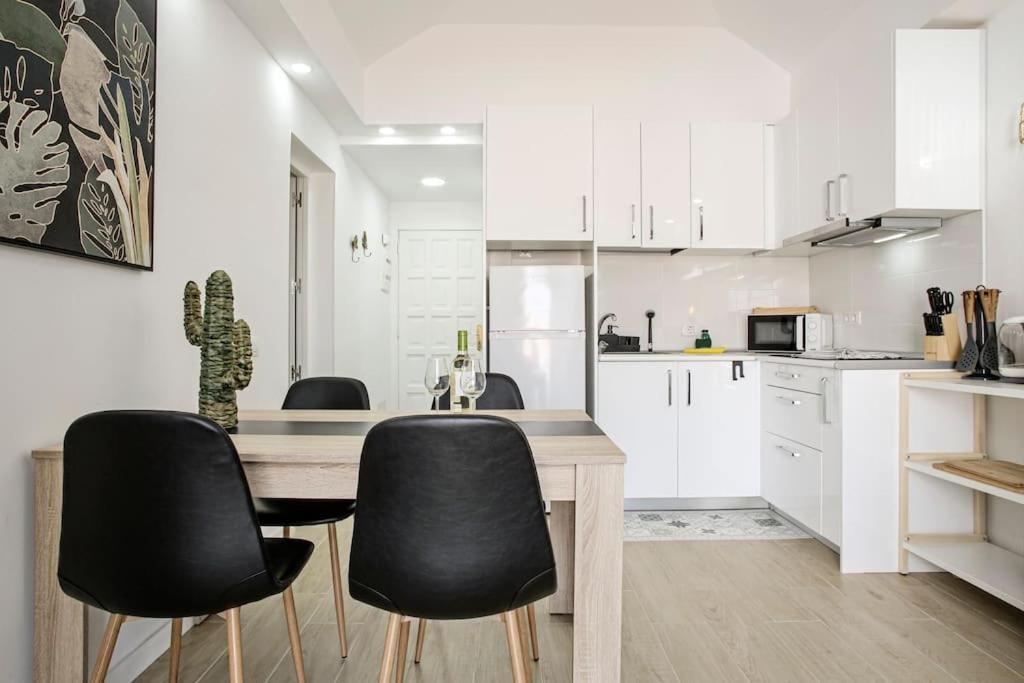 Royal Suite Diamantes I With Ac Лос Кристианос Экстерьер фото