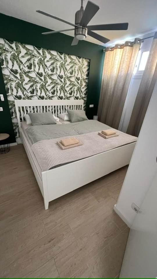 Royal Suite Diamantes I With Ac Лос Кристианос Экстерьер фото